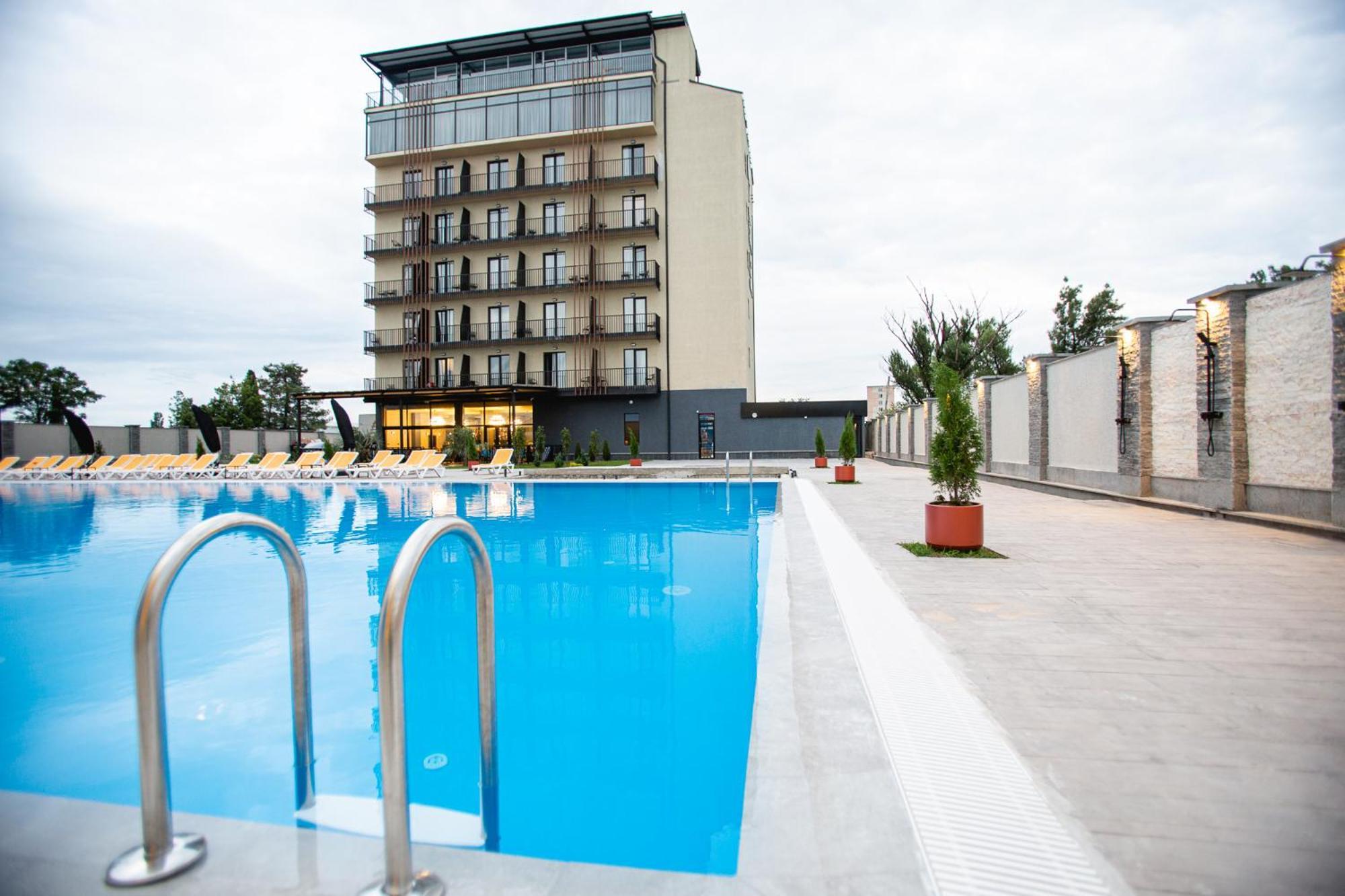 West Inn Georgia Kutaisi Eksteriør bilde